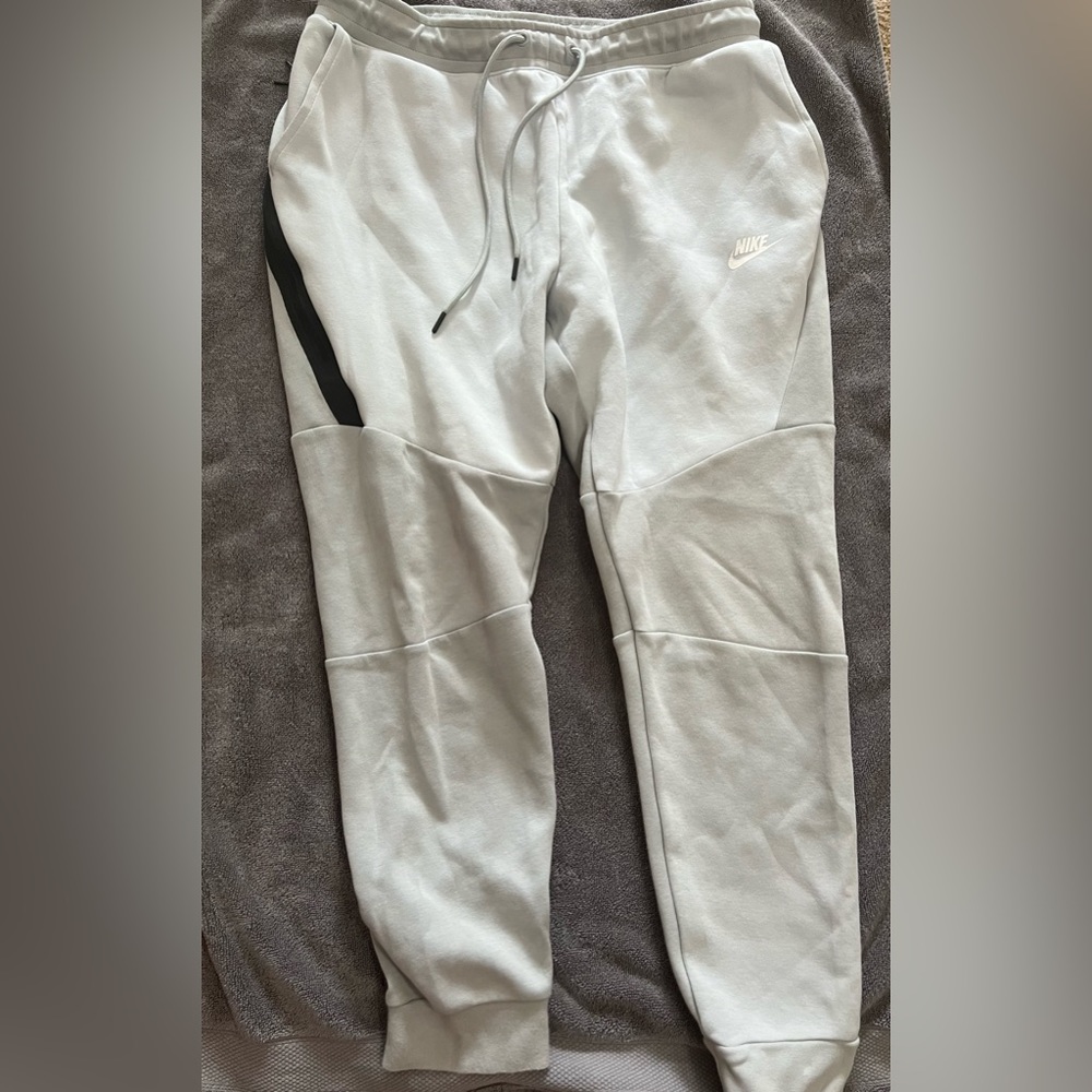 Men’s Nike jogging pants